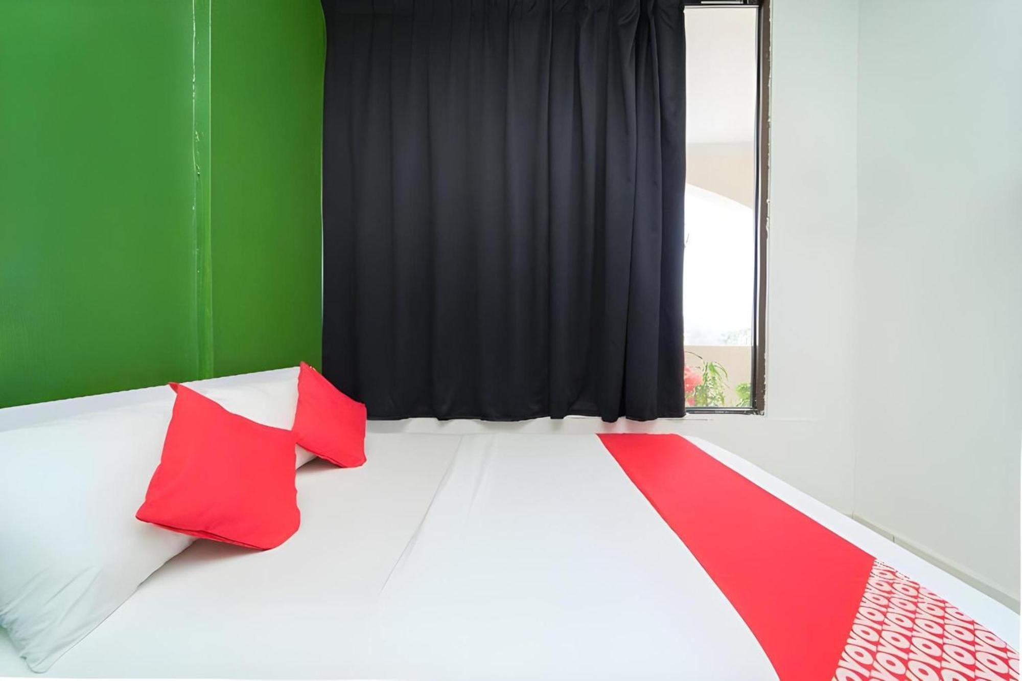 Super Oyo 89807 My Budget Home Бату-Ферринги Экстерьер фото